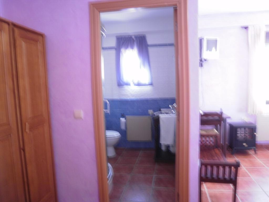Hostal El Olmo Камарена-де-ла-Сьерра Номер фото